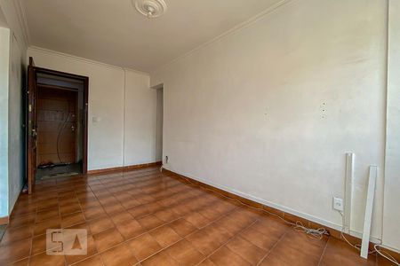 Sala de apartamento à venda com 2 quartos, 64m² em Olaria, Rio de Janeiro