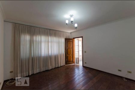 Sala de casa à venda com 4 quartos, 250m² em Vila Salete, São Paulo