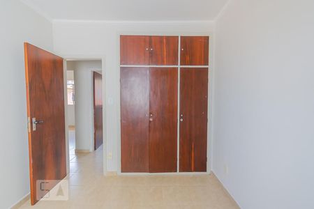 Quarto 2 - Armários de apartamento para alugar com 3 quartos, 80m² em São Bernardo, Campinas