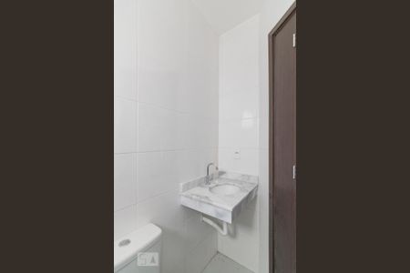 Apartamento à venda com 57m², 2 quartos e 1 vaga Apartamento à venda com 57m², 2 quartos e 1 vagaBanheiro