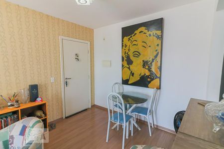 Sala de apartamento à venda com 2 quartos, 50m² em Jardim Sarah, São Paulo