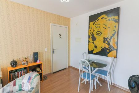 Sala de apartamento à venda com 2 quartos, 50m² em Jardim Sarah, São Paulo