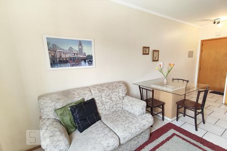 Sala de apartamento para alugar com 1 quarto, 55m² em Centro, São Leopoldo