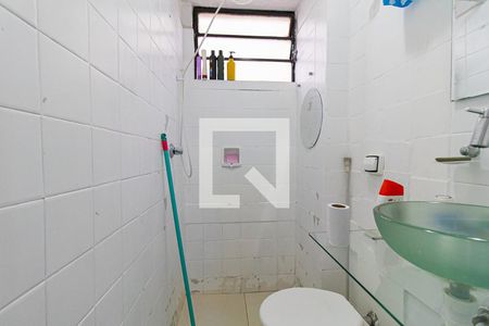 Banheiro de kitnet/studio para alugar com 1 quarto, 30m² em Vila Buarque, São Paulo