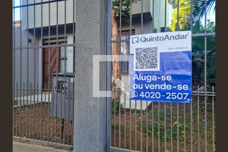 PLACA de casa à venda com 4 quartos, 260m² em Passo da Areia, Porto Alegre