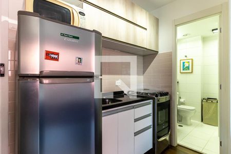 Cozinha de apartamento para alugar com 1 quarto, 25m² em Vila Buarque, São Paulo