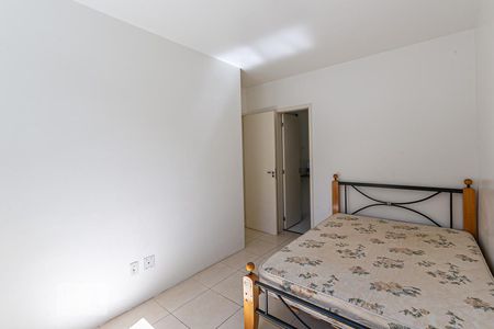 Quarto 2 de apartamento para alugar com 2 quartos, 67m² em Nonoai, Porto Alegre