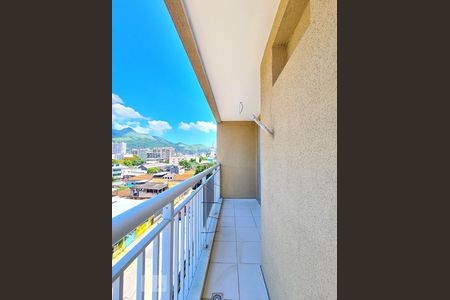 Varanda de apartamento para alugar com 2 quartos, 60m² em Sampaio, Rio de Janeiro