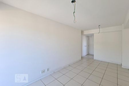 Sala de apartamento para alugar com 2 quartos, 60m² em Sampaio, Rio de Janeiro