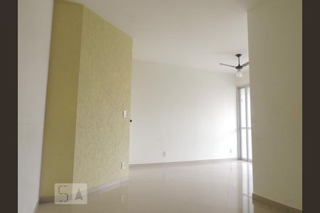 Sala de apartamento à venda com 2 quartos, 67m² em Centro, Campinas