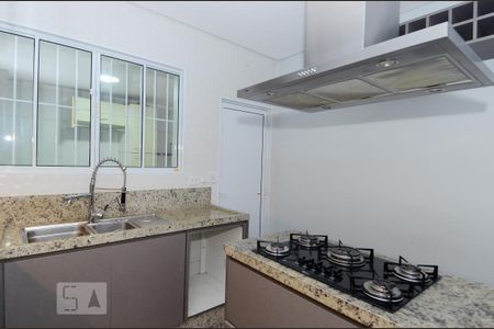 Casa à venda com 411m², 5 quartos e 8 vagas Casa à venda com 411m², 5 quartos e 8 vagasCozinha