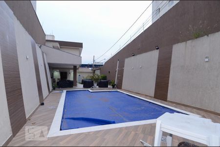 Casa à venda com 411m², 5 quartos e 8 vagas Casa à venda com 411m², 5 quartos e 8 vagasPiscina