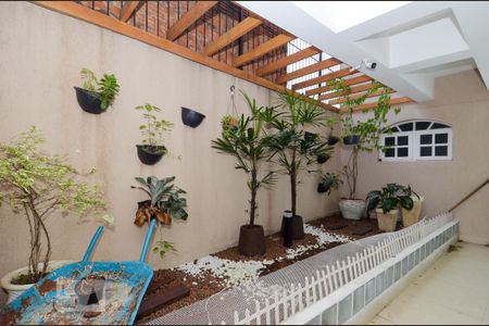 Casa à venda com 411m², 5 quartos e 8 vagas Casa à venda com 411m², 5 quartos e 8 vagasJardim