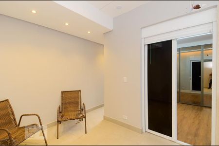 Casa à venda com 411m², 5 quartos e 8 vagas Casa à venda com 411m², 5 quartos e 8 vagasVaranda da Suíte 3