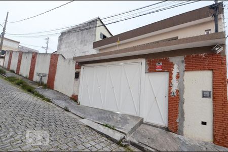 Casa à venda com 411m², 5 quartos e 8 vagas Casa à venda com 411m², 5 quartos e 8 vagasFachada