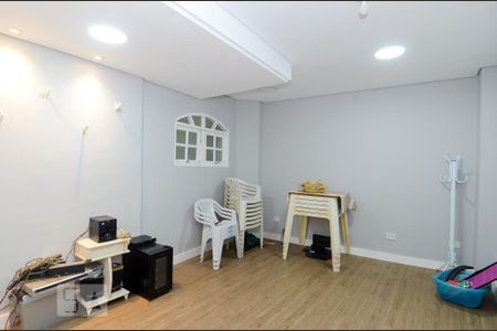 Casa à venda com 411m², 5 quartos e 8 vagas Casa à venda com 411m², 5 quartos e 8 vagasQuarto de Serviço