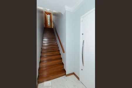 Casa à venda com 411m², 5 quartos e 8 vagas Casa à venda com 411m², 5 quartos e 8 vagasEntrada da Sala