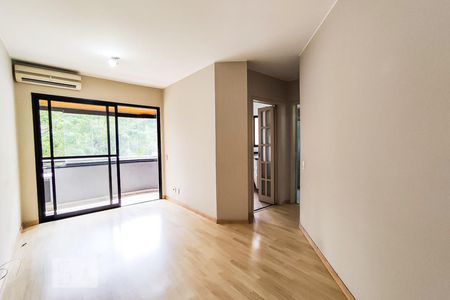 Sala de apartamento à venda com 1 quarto, 42m² em Vila Suzana, São Paulo