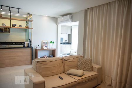 Sala de apartamento à venda com 2 quartos, 72m² em Parque Itália, Campinas