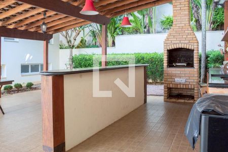 Casa de condomínio à venda com 580m², 4 quartos e 6 vagas Casa de condomínio à venda com 580m², 4 quartos e 6 vagasChurrasqueira