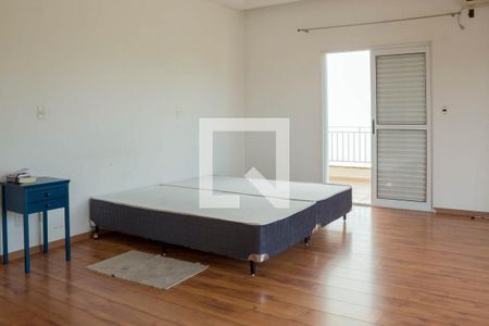 Casa de condomínio à venda com 580m², 4 quartos e 6 vagas Casa de condomínio à venda com 580m², 4 quartos e 6 vagasSuíte 1