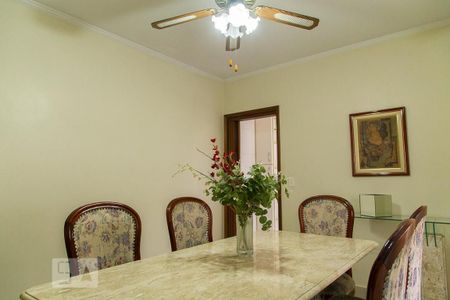 Sala de jantar de casa à venda com 3 quartos, 330m² em Vila Alexandria, São Paulo