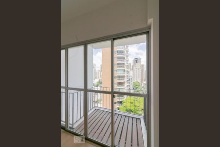 Varanda Sala de apartamento à venda com 2 quartos, 80m² em Itaim Bibi, São Paulo