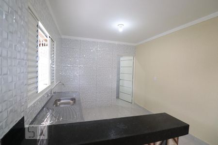 Cozinha de casa para alugar com 2 quartos, 90m² em Jardim Balneario Meia Ponte, Goiânia