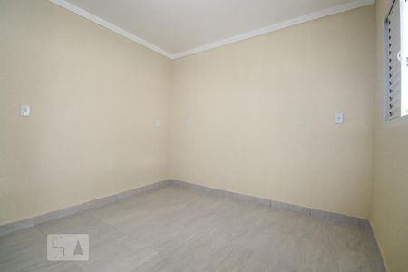 Sala de casa para alugar com 2 quartos, 90m² em Jardim Balneario Meia Ponte, Goiânia