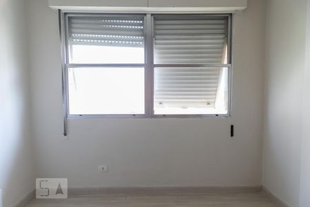 Suíte de apartamento para alugar com 4 quartos, 154m² em Gonzaga, Santos