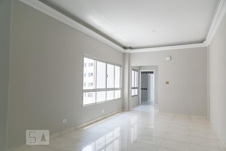 Sala de apartamento para alugar com 4 quartos, 154m² em Gonzaga, Santos