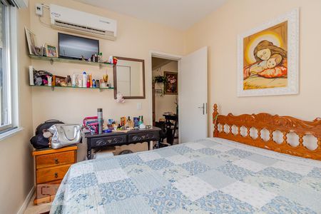 Quarto de apartamento à venda com 1 quarto, 37m² em Centro Histórico, Porto Alegre