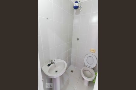 Kitnet Banheiro de kitnet/studio para alugar com 1 quarto, 25m² em Vila Antonio, São Paulo