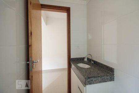 Banheiro  de apartamento para alugar com 2 quartos, 39m² em Vila Aricanduva, São Paulo