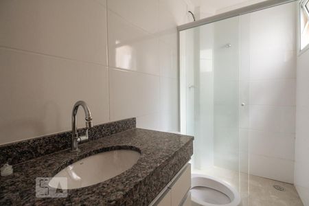 Banheiro  de apartamento para alugar com 2 quartos, 39m² em Vila Aricanduva, São Paulo