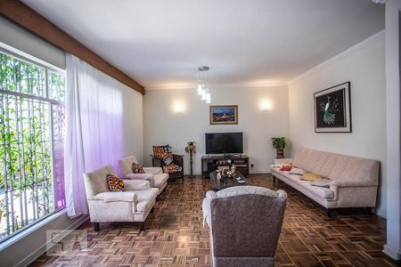 Sala de Estar de casa para alugar com 4 quartos, 360m² em Parque Jabaquara, São Paulo
