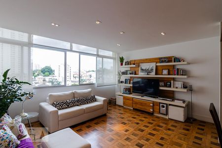 Sala  de apartamento para alugar com 3 quartos, 100m² em Aclimação, São Paulo