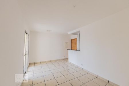 Sala de apartamento à venda com 3 quartos, 68m² em Vila Azevedo, São Paulo