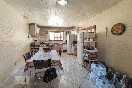 Cozinha de casa à venda com 3 quartos, 160m² em Scharlau, São Leopoldo