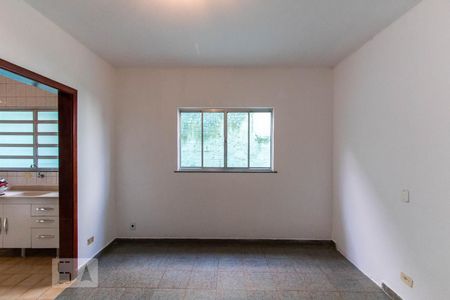 Sala de casa para alugar com 1 quarto, 80m² em Parque São George, Cotia