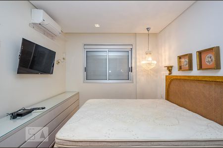 Apartamento à venda com 126m², 3 quartos e 2 vagas Apartamento à venda com 126m², 3 quartos e 2 vagasSuíte