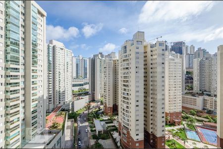 Apartamento à venda com 126m², 3 quartos e 2 vagas Apartamento à venda com 126m², 3 quartos e 2 vagasQuarto 2