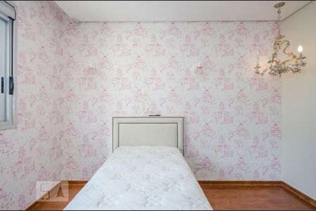 Apartamento à venda com 126m², 3 quartos e 2 vagas Apartamento à venda com 126m², 3 quartos e 2 vagasQuarto 2