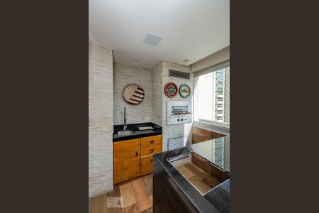 Apartamento à venda com 126m², 3 quartos e 2 vagas Apartamento à venda com 126m², 3 quartos e 2 vagasVaranda da Sala