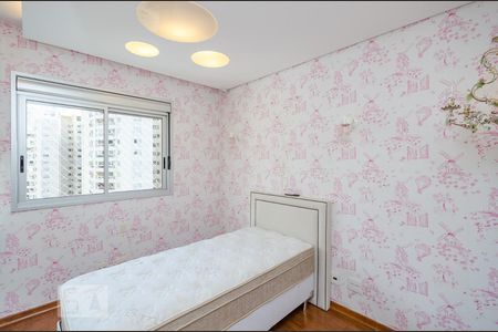 Apartamento à venda com 126m², 3 quartos e 2 vagas Apartamento à venda com 126m², 3 quartos e 2 vagasQuarto 2