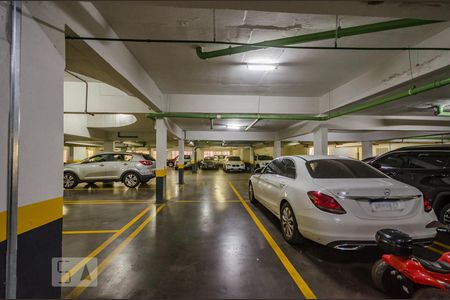 Apartamento à venda com 126m², 3 quartos e 2 vagas Apartamento à venda com 126m², 3 quartos e 2 vagasv