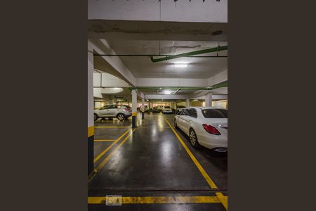 Apartamento à venda com 126m², 3 quartos e 2 vagas Apartamento à venda com 126m², 3 quartos e 2 vagasGaragem