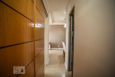 Corredor - Quartos de apartamento à venda com 3 quartos, 70m² em Vila Fachini, São Paulo
