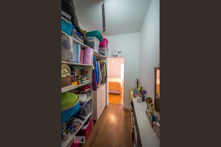 Closet da suíte de casa à venda com 4 quartos, 150m² em Vila João Jorge, Campinas