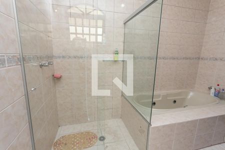 Casa para alugar com 400m², 3 quartos e 4 vagas Casa para alugar com 400m², 3 quartos e 4 vagasBanheiro da Suíte